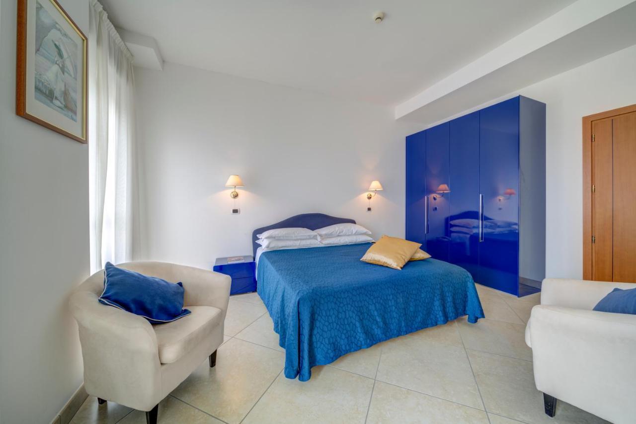 רימיני Hotel Carlton Beach מראה חיצוני תמונה