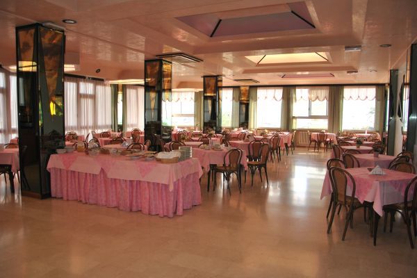 רימיני Hotel Carlton Beach מראה חיצוני תמונה