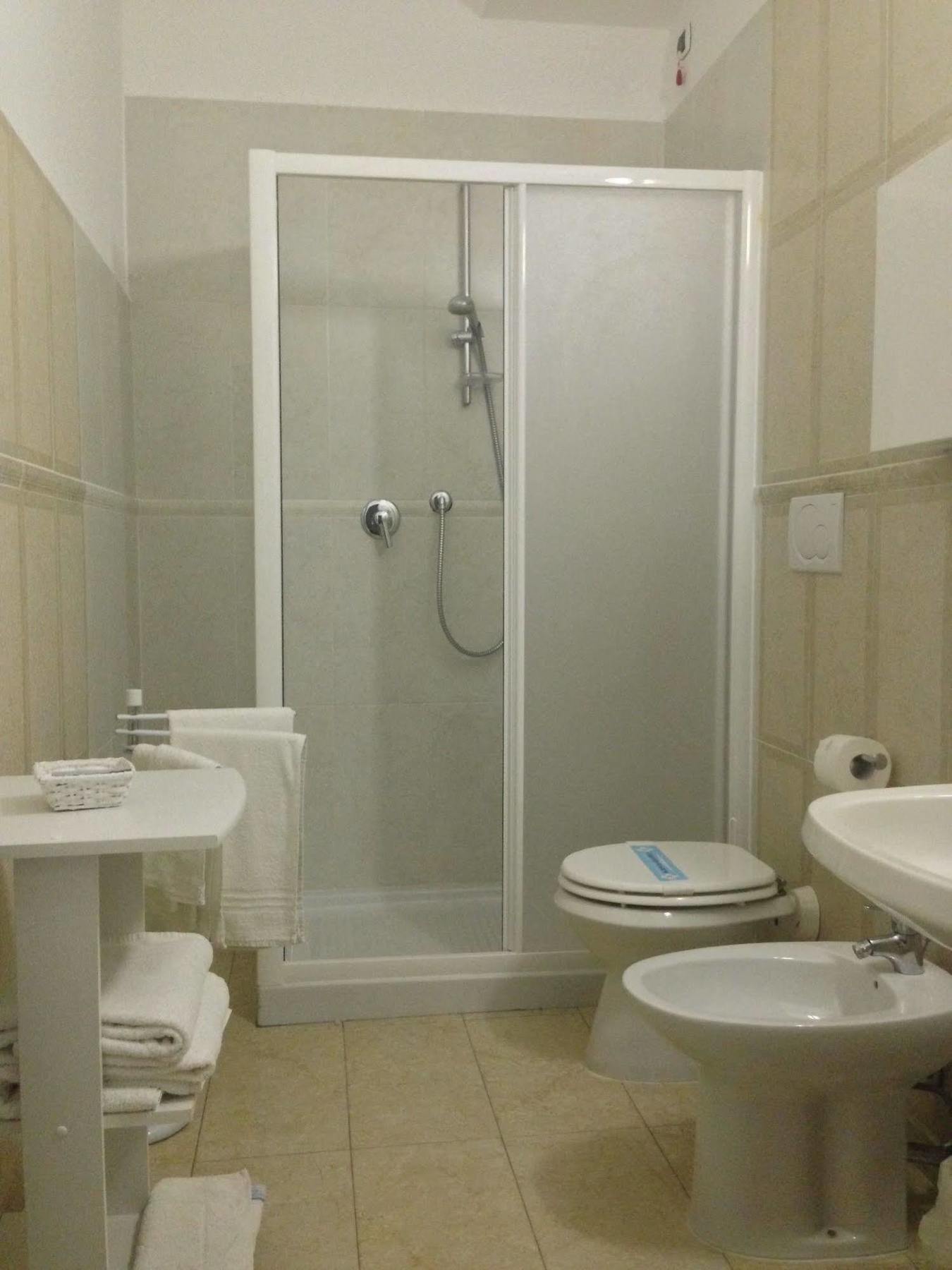 רימיני Hotel Carlton Beach מראה חיצוני תמונה